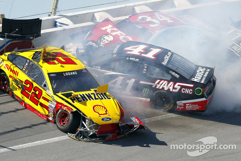 Frühjahr 2014: Crash mit Joey Logano, Kurt Busch, David Ragan