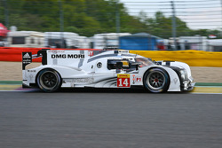 #14 Porsche Team Porsche 919 Hybrid: Romain Dumas, Neel Jani, Marc Lieb