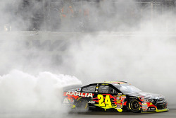 Race winner Jeff Gordon, Hendrick Motorsports Chevrolet