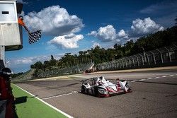 #38 Jota Sport Zytek Z11SN Nissan: Simon Dolan, Harry Tincknell, Filipe Albuquerque conquista a vitó