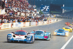 1989 #25 Nissan R89C: Chip Robinson, Arie Luyendyk, Geoff Brabham