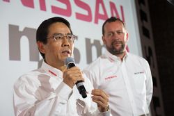 Shoichi Miyatani et Darren Cox, Nissan