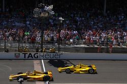 Ryan Hunter-Reay, Andretti Autosport Honda celebrates