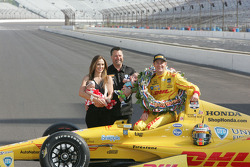 Ryan Hunter-Reay and team owner Michael Andretti