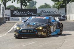 #007 TRG-AMR Aston Martin V12 Vantage: Al Carter, James Davison