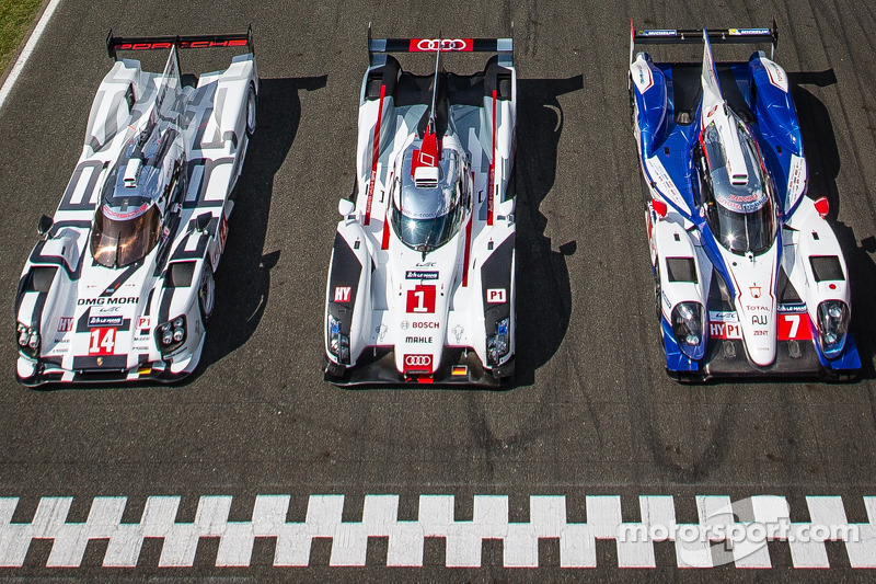 #14 Porsche Team Porsche 919 Hybrid, #1 Audi Sport Team Joest Audi R18 E-Tron Quattro, #7 Toyota Rac