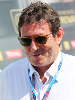 Gerard Neveu, Promoter of WEC