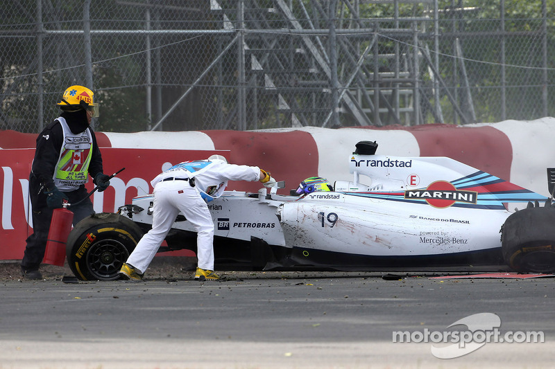 Choque entre Felipe Massa, Williams F1 Team y Sergio Pérez, Sahara Force India