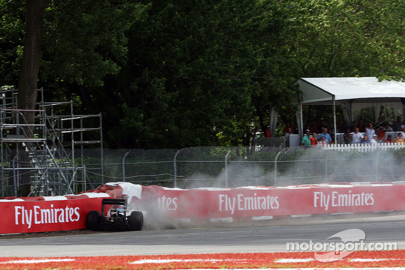 Felipe Massa, FW36 Williams accidentes en la última vuelta de la carrera
