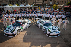 #91 Porsche Team Manthey Porsche 911 RSR (991): Patrick Pilet, Jörg Bergmeister, Nick Tandy, #92 Porsche Team Manthey Porsche 911 RSR (991): Marco Holzer, Frédéric Makowiecki, Richard Lietz