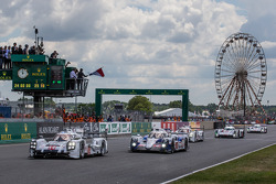 Fernando Alonso da la salida en Le Mans 2014