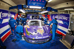 #72 SMP Racing Ferrari 458 Italia: Andrea Bertolini, Viktor Shaitar, Alexey Basov