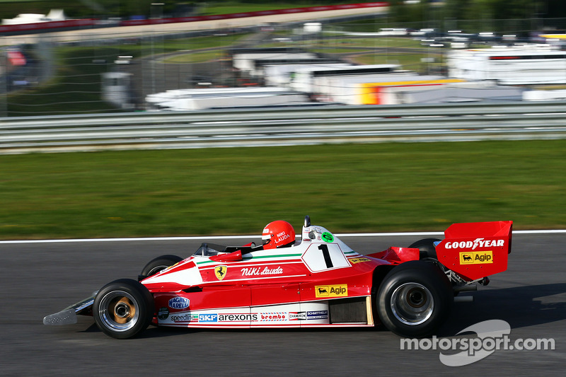 Niki Lauda und sein Ferrari 312T2