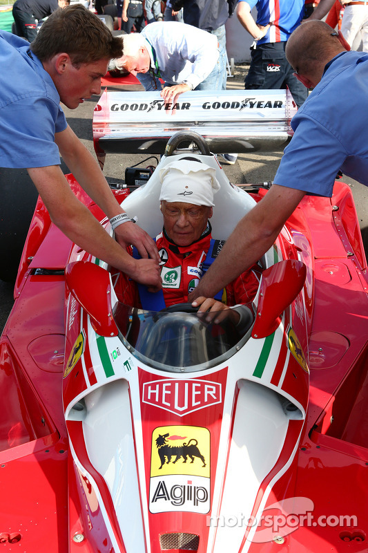 Niki Lauda, Mercedes Non-Executive Chairman is reunited with his Ferrari 312T2