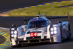#14 Porsche Team Porsche 919 Hybrid: Romain Dumas, Neel Jani, Marc Lieb