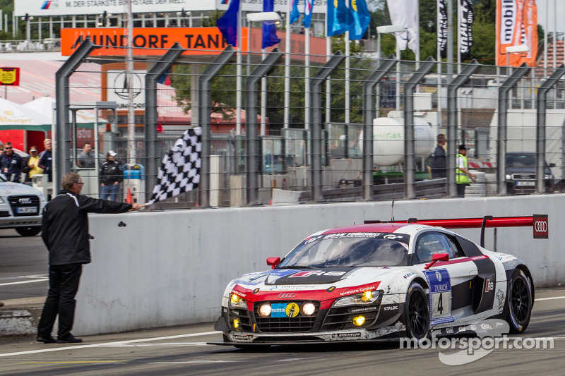 Zieldurchfahrt: #4 Phoenix Racing, Audi R8 LMS ultra: Christopher Haase, Christian Mamerow, René Rast, Markus Winkelhock