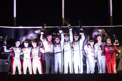 Podium: overall race winners Andy Meyrick, Guy Smith, Steven Kane, second place Gregoire Demoustier, Nicolas Lapierre, Alvaro Parente, third place Lucas Wolf, Sergei Afanasiev, Stef Dusseldorp