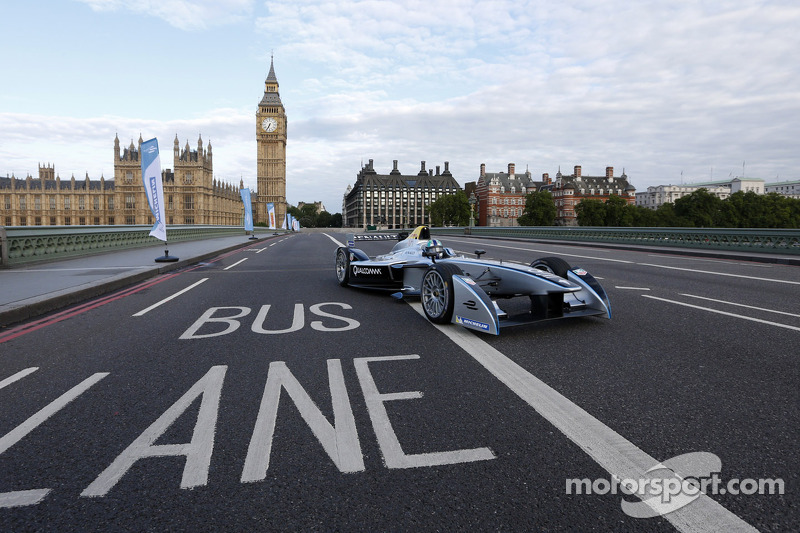 Vetture Formula E nel centro di Londra