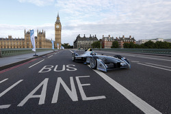 Vetture Formula E nel centro di Londra