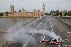 Formula E cars take over downtown London