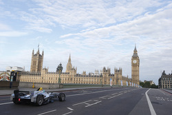 Vetture Formula E nel centro di Londra
