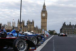 Vetture Formula E nel centro di Londra