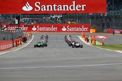GP3 cars on their warm up lap
