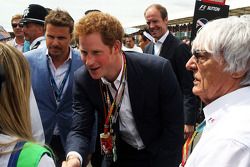 HRH Prince Harry, on the grid with Bernie Ecclestone (GBR)