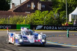 #8 Toyota Racing Toyota TS 040 - Hybrid: Anthony Davidson, Nicolas Lapierre, Sébastien Buemi