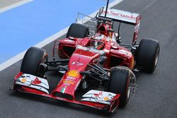 Jules Bianchi, Ferrari F14-T Test Driver running sensor equipment