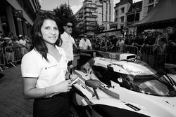 #2 Audi Sport Team Joest Audi R18 E-Tron Quattro : L'ingénieur de course Leena Gade