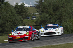 #58 Snow Racing Porsche 911 GT America: Madison Snow, Jan Heylen