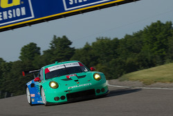 #17 Team Falken Tire Porsche 911 RSR: Wolf Henzler, Bryan Sellers
