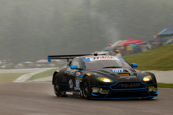 #007 TRG-AMR Aston Martin V12 Vantage: Al Carter, James Davison