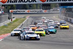 Start of the Race, Maxime Martin, BMW Team RMG BMW M4 DTM leads