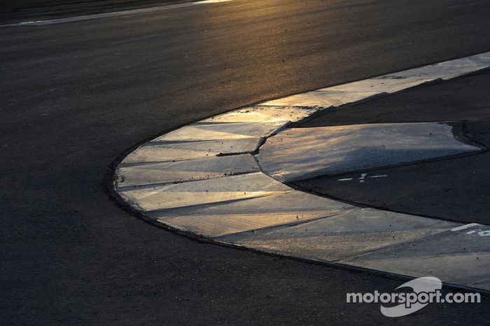 309.745 kilómetros de distancia de carrera