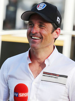 Patrick Dempsey quien compite en la carrera de la Porsche Supercup