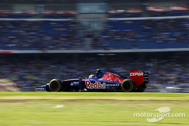 2014 год. За рулем Toro Rosso STR9 на квалификации