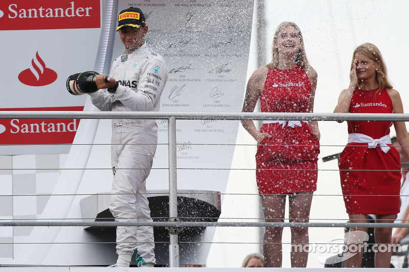 18 - (17 posições): Lewis Hamilton, Mercedes: del 20º a 3º no GP da Alemanha de 2014