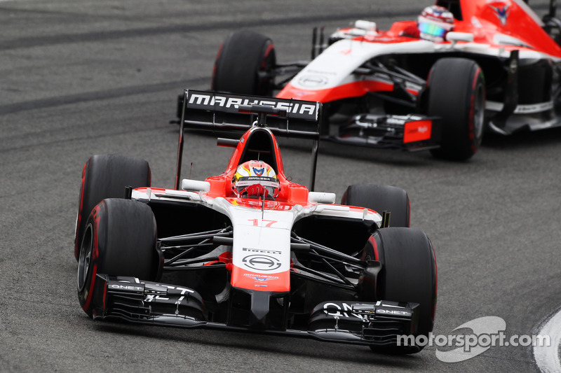 Jules Bianchi, Marussia F1 Team MR03 davanti al compagno di squadra Max Chilton, Marussia F1 Team MR03
