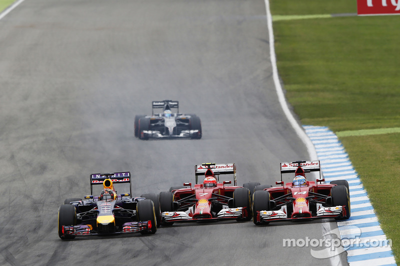 Vettel eddigi karrierje során 3404 kört tett meg az első helyen.