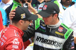 Tony Kanaan, Chip Ganassi Racing Chevrolet and Sébastien Bourdais, KVSH Racing Chevrolet