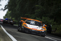 #101 Von Ryan Racing McLaren MP4-12C: Tim Mullen, Rob Bell, Shane van Gisbergen