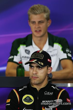 Pastor Maldonado, Lotus F1 Team, in de FIA-persconferentie