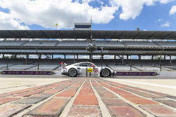 #911 Porsche North America Porsche 911 RSR: Nick Tandy, Richard Lietz