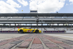 #3 Corvette Racing Chevrolet Corvette C6 ZR1: Jan Magnussen, Antonio Garcia