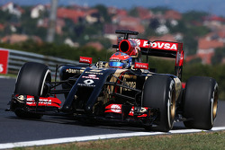 Romain Grosjean, Lotus F1 E22
