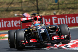 Romain Grosjean, Lotus F1 E22