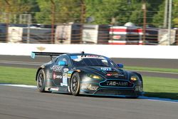 #007 TRG-AMR Aston Martin V12 Vantage: Al Carter, James Davison