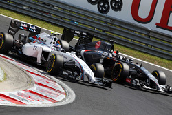 Valtteri Bottas, Williams FW36 and Adrian Sutil, Sauber C33